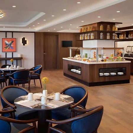 Sheraton Esenyurt ホテル 5*