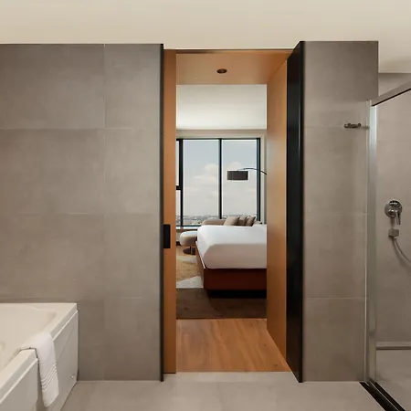 Sheraton Esenyurt מלון 5*